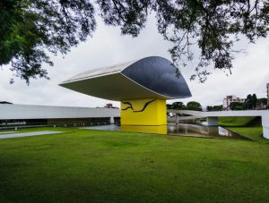 pontos turísiticos curitiba - Museu Oscar Niemeyer