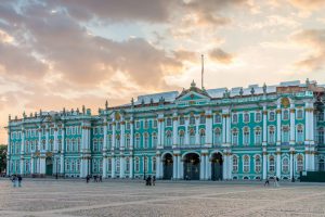 1. Museu Hermitage, em São Petersburgo, na Rússia
